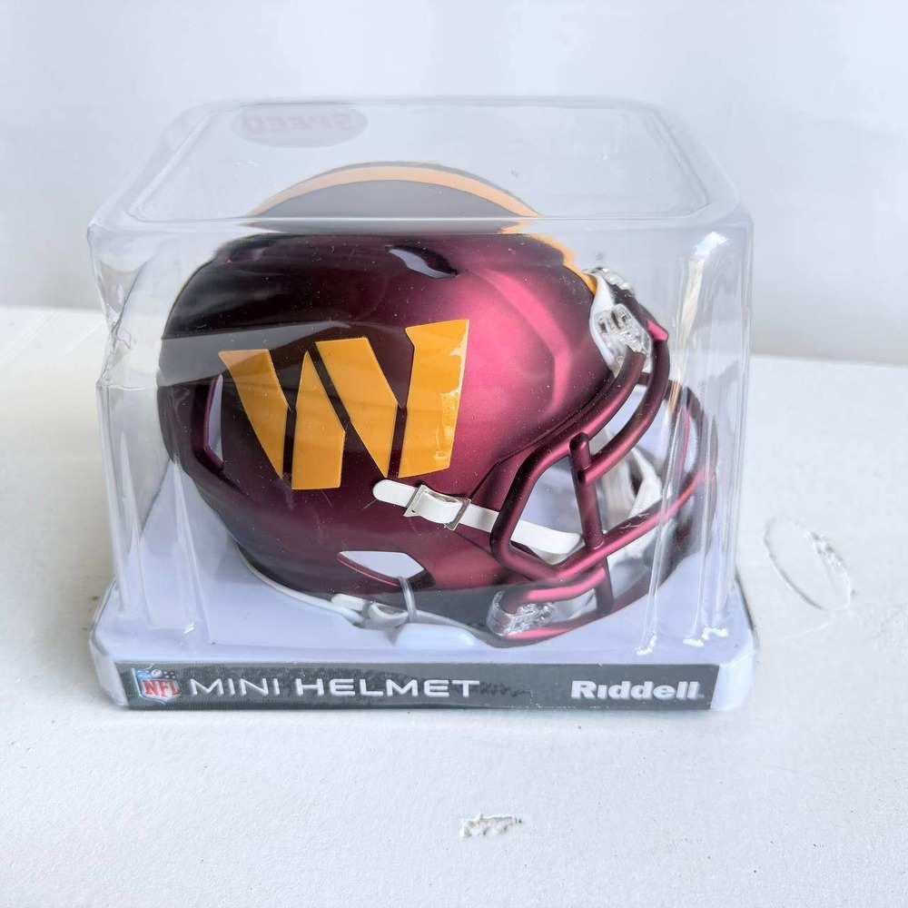 Jahan Dotson Signed Washington Commanders Riddell Speed NFL Mini Helmet Burgundy